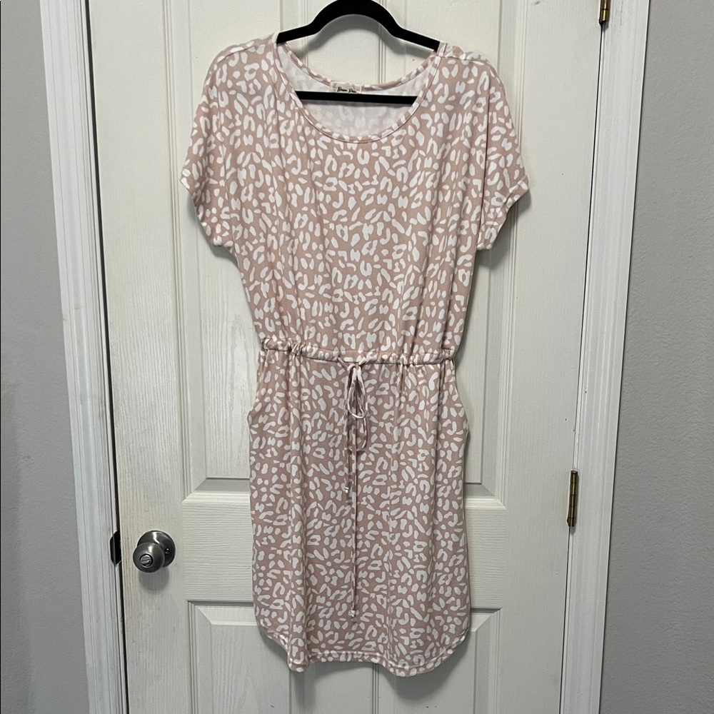 Beeson River Taupe and White Leopard Dress